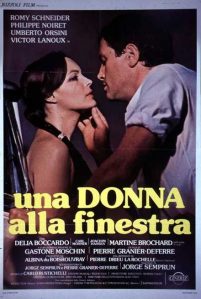 Una donna alla finestra